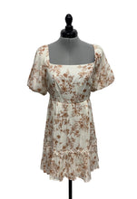 Load image into Gallery viewer, Women’s Black Pepper Short Sleeve Dress, Medium
