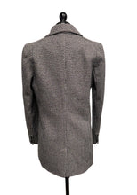 Load image into Gallery viewer, Women’s Fendi Long Sleeve Blazer, 38
