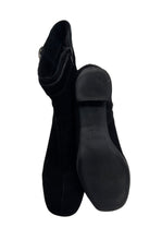 Load image into Gallery viewer, Women’s La Canadienne Boots, 7
