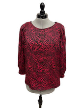 Load image into Gallery viewer, Women’s Banana Republic Long Sleeve Blouse, Small
