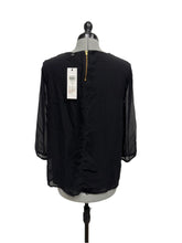 Load image into Gallery viewer, Women’s Vero Moda Long Sleeve Blouse, Medium
