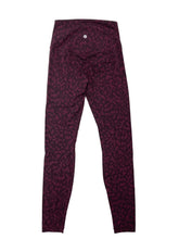 Load image into Gallery viewer, Women’s Lululemon Leggings
