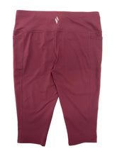 Load image into Gallery viewer, Women’s Sketchers Capri Leggings, Large
