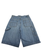 Load image into Gallery viewer, Men’s 725 Jean Shorts, 34
