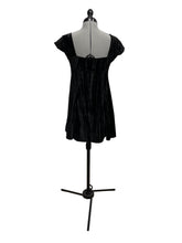 Load image into Gallery viewer, Women’s Urban Outfitters Short Sleeve Dress, Medium
