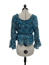 Load image into Gallery viewer, Women’s Pretty Loving Thing Long Sleeve Blouse, Size 4
