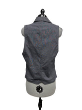 Load image into Gallery viewer, Men’s Boss Hugo Boss Vest, Small
