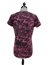 Load image into Gallery viewer, Women’s Under Armour Short Sleeve Top, Small
