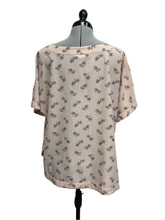 Load image into Gallery viewer, Women’s Lila Rose Short Sleeve Blouse, XL
