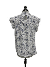 Load image into Gallery viewer, Women’s Adiva Sleeveless Blouse, Medium
