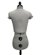 Load image into Gallery viewer, Women’s TNA Short Sleeve Top, XXS
