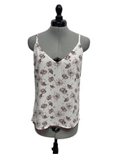 Load image into Gallery viewer, Women’s White House Black Market Sleeveless Blouse, Extra Small

