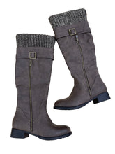 Load image into Gallery viewer, Women’s Luxe Just Fab Boots, Size 6
