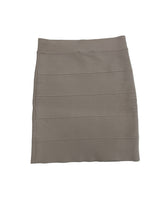 Load image into Gallery viewer, Women’s BCBG Skirt, Medium
