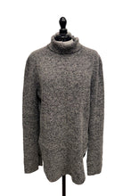 Load image into Gallery viewer, Women’s Cèline Long Sleeve Sweater, Medium
