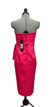 Load image into Gallery viewer, Women’s Elliatt Strapless Dress, Medium
