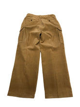 Load image into Gallery viewer, Men’s Giodano Corduroy Pants, 34 x 33
