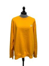 Load image into Gallery viewer, Men’s Nike Long Sleeve Sweater, Large
