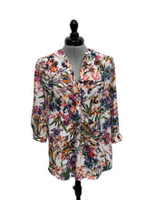 Load image into Gallery viewer, Women’s Mandy Evans Long Sleeve Blouse, Small
