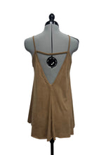 Load image into Gallery viewer, Women’s Acemi Sleeveless Top, Small
