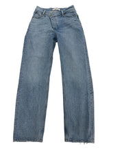 Load image into Gallery viewer, Women’s Abercrombie and Fitch Jeans, 0
