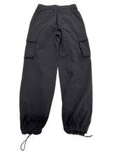 Load image into Gallery viewer, Women’s Fabletics Cargo Track Pants, Medium
