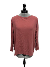 Load image into Gallery viewer, Women’s Lululemon Long Sleeve Top, Size 4
