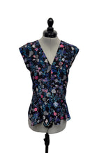 Load image into Gallery viewer, Women’s Rebecca Taylor Sleeveless Blouse, 8
