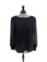 Load image into Gallery viewer, Women’s Melanie Lyne Long Sleeve Blouse, Medium
