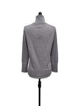 Load image into Gallery viewer, Women’s Banana Republic Long Sleeve Sweater, Small
