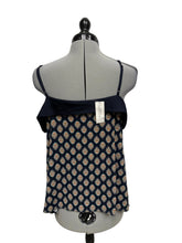 Load image into Gallery viewer, Women’s Banana Republic Sleeveless Blouse, Large
