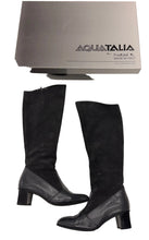 Load image into Gallery viewer, Women’s AquaTalia Boots, 9
