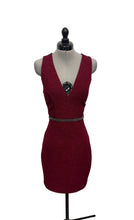 Load image into Gallery viewer, Women’s Le Chateau Sleeveless Dress, Medium
