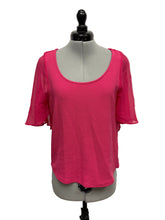 Load image into Gallery viewer, Women’s Jessica Simpson Shirt Sleeve Blouse, Small
