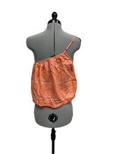Load image into Gallery viewer, Women’s O’Neill Sleeveless Top, Small
