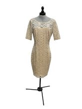Load image into Gallery viewer, Women’s Laundry by Shelli Segal Short Sleeve Dress, Size 6
