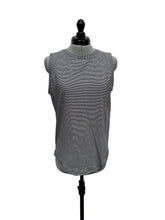Load image into Gallery viewer, Women’s Lululemon Sleeveless Top, size 6
