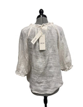 Load image into Gallery viewer, Women’s Cream Long Sleeve Top,S/M

