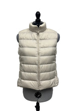Load image into Gallery viewer, Women’s Uniqlo Sleeveless Winter Vest, XSmall
