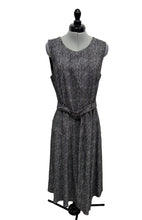 Load image into Gallery viewer, Women’s Calvin Klein Sleeveless Dress, Large
