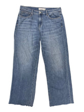 Load image into Gallery viewer, Women’s Hidden Jeans, 28
