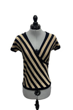 Load image into Gallery viewer, Women’s Esprit Short Sleeve Sweater, Small
