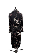 Load image into Gallery viewer, Women’s Dynamite  Light Long Sleeve Jacket, XSmall
