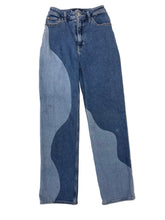 Load image into Gallery viewer, Women’s Hollister Jeans, 0R
