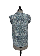 Load image into Gallery viewer, Loft Women's Sleeveless Top, Medium
