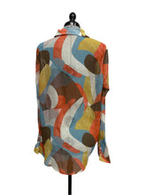 Load image into Gallery viewer, Women’s Pretty Little Thing Long Sleeve Blouse, Size 6
