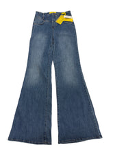 Load image into Gallery viewer, Women’s Circus NY Jeans, 27 tags
