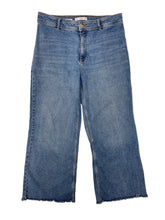 Load image into Gallery viewer, Women’s MNG Jeans, 12
