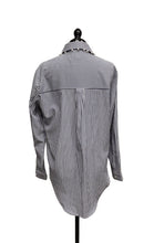 Load image into Gallery viewer, Women’s Joseph Ribkoff Long Sleeve Top, Medium
