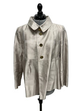 Load image into Gallery viewer, Women’s Burberry Light Jacket, 10
